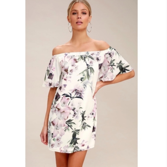 Lulus Dresses & Skirts - Lulus Dream of You Ivory Floral Print Shift Dress